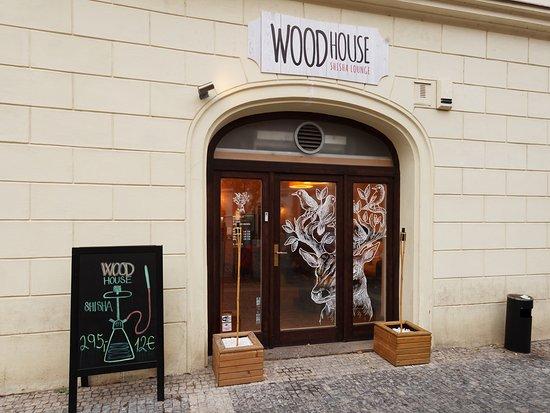 WoodHouse Lounge Ovocny trh